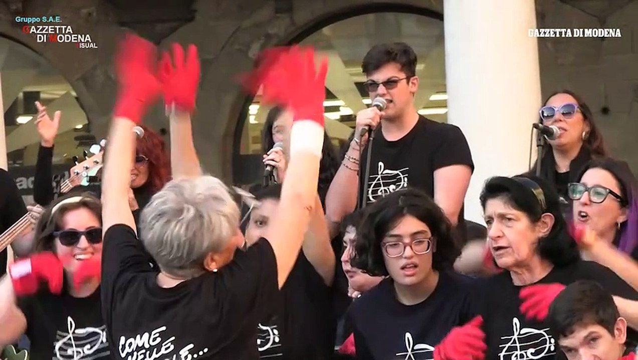 Concerto per la Pace in piazza Grande: il videomessaggio di Vasco