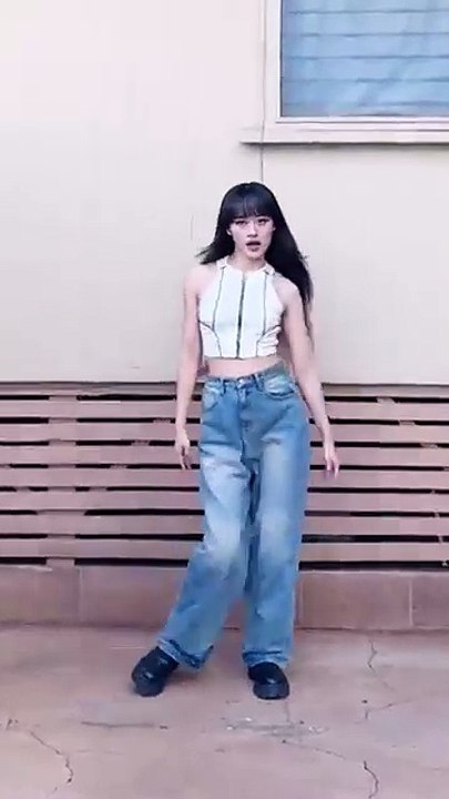 MEOVV “HANDS UP” dance ♡ #MEOVV #HANDSUP #kpopdance