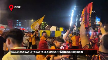 Galatasaray taraftarları dört bir yanda şampiyonluğu kutluyor