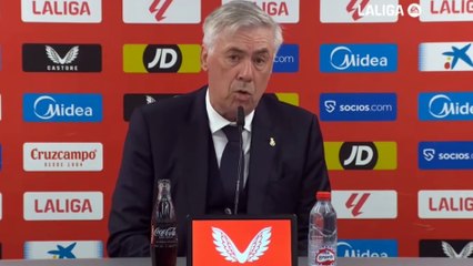 Ancelotti: "Jacobo puede ser un central de futuro en el Real Madrid"