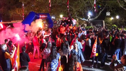 Galatasaray taraftarları şampiyonluğu Ankara sokaklarında kutluyor!