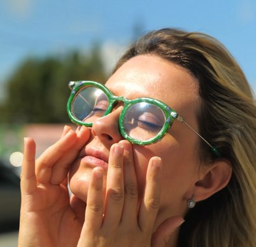 Lunettes de soleil FAIT MAISON : Créez vos propres lunettes de soleil personnalisées !