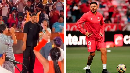 Alexis Vega aparece en un palenque después de calificar al Toluca a la Gran Final del Clausura 2025