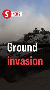 Israeli tanks move towards Gaza