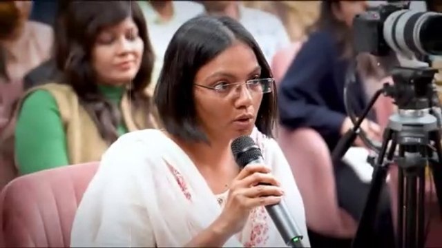 काम में मन क्यों नहीं लगता? || आचार्य प्रशांत (2025)