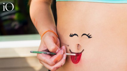 Massaggiare l’ombelico con olio di ricino: tra rituali ayurvedici e mode social