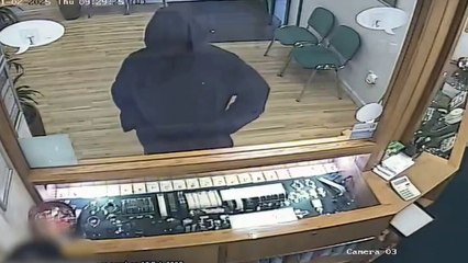 JAILED | A man who caused more than £3,000 of damage to a business in Stockport has been jailed