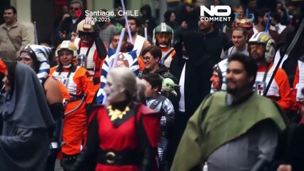 ‘Parade der Galaxien’ bringt Star Wars Fans auf die Straßen von Santiago