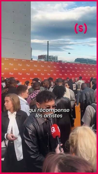 SIMONE - NEWS : les femmes et les flammes