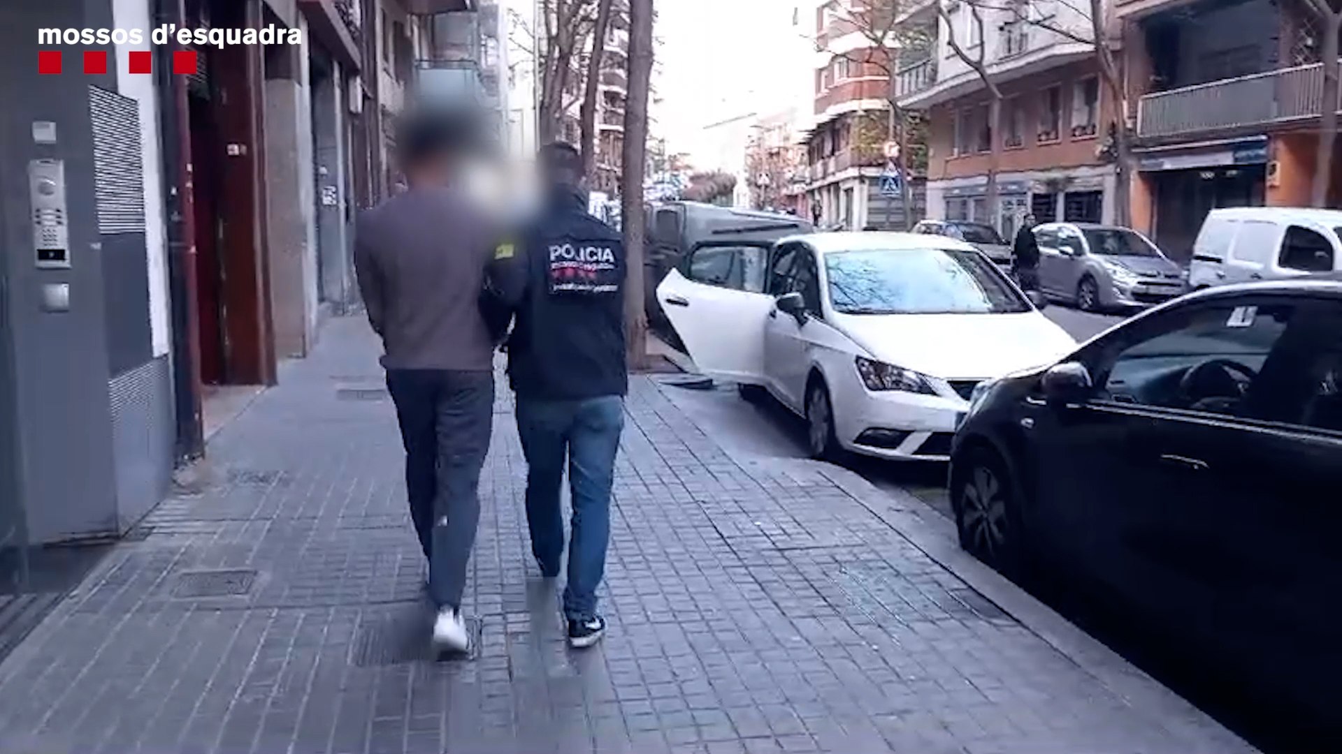 Este es el vídeo de la operación gracias a la que se detuvo al pederasta del Raval