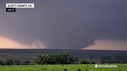 Tornadoes cover Kansas sky