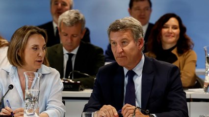 Feijóo ante la directiva del PP: "Mientras Sánchez alarga el final, nosotros abrimos un principio"