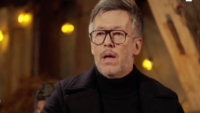 “La sage-femme le laisse tomber” : Jean-Luc Lemoine évoque avec émotion le handicap de son frère aîné