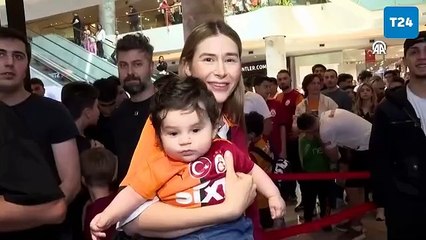 Muslera'nın imza gününe gerginlik damga vurdu