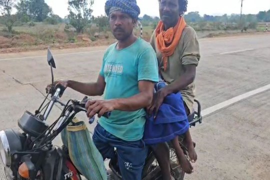 Big incident: डबरी में डूबने से 2 मासूम चचेरे भाइयों की मौत, पीएम के बाद बाइक पर ले जाना पड़ा शव