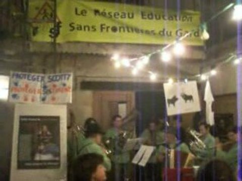 FERIA NÎMES 2008 BODEGA SANS FRONTIERES RESF