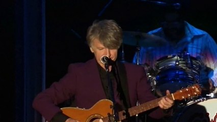 Into Temptation - Crowded House (live)