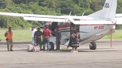 Continúan los vuelos humanitarios a Bocas del Toro, mientras vías siguen cerradas
