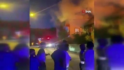 Adıyaman’da alev alev yanan 2 katlı ev kül oldu