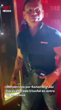 🔥 ¡Solo en Monclova! Konan Big llegó a un antro y desató la locura con su ritual de helicópteros y cachetadas 🖐️. Los asistentes lo recibieron entre aplausos y risas mientras “bendecía” a todos al puro estilo luchador. #KonanBig #Monclova