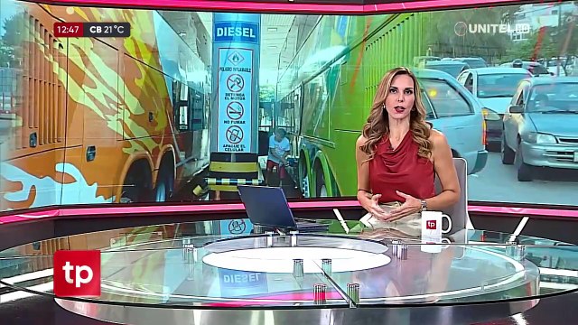 Recolectores de basura y micros se ven afectados por la falta de combustible en Santa Cruz