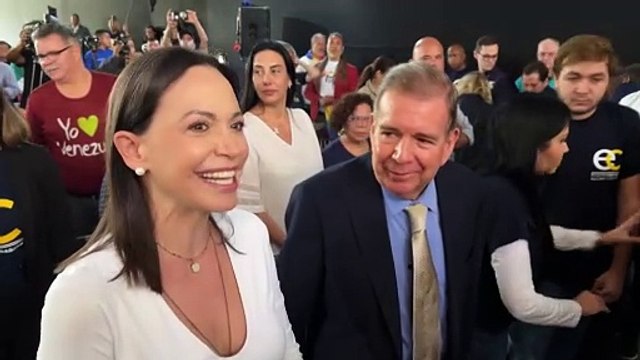 Venezuela suspende voos com Colômbia após denunciar chegada de 'mercenários'