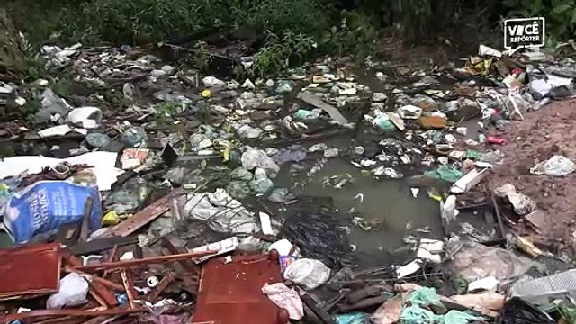 Aposentado Rogério Rodrigues denuncia descarte irregular de lixo na Terra Firme