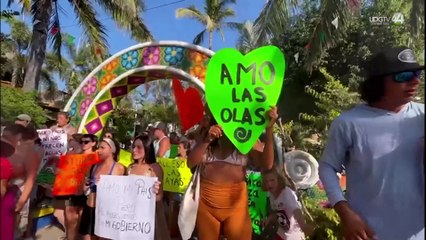 Habitantes y ambientalistas de Sayulita y San Pancho marchan para exigir respeto al medio ambiente