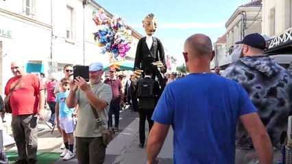 Vidéo avec les Dionys ... à la foire de la St Fort (4)
