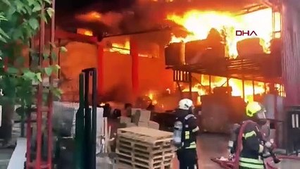 Mersin'de elektronik eşya fabrikasında yangın