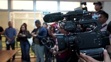 Arrestan a abogada que auxilia a migrantes deportados a El Salvador