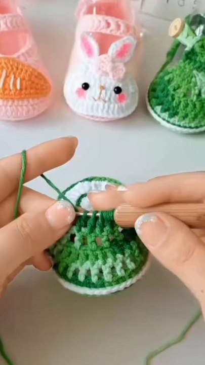crochet shoes