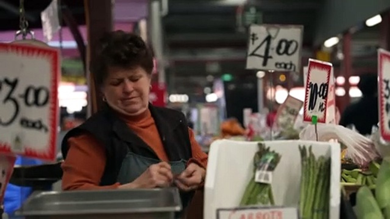 Reserve Bank cuts interest to 3.85%, big four banks pass in full