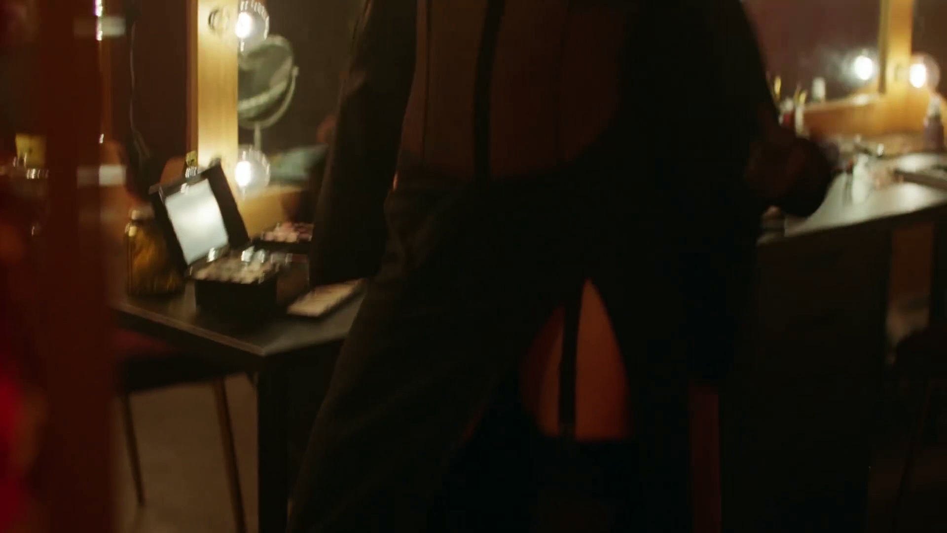 Miley Cyrus: Beautiful Moments Trailer #1 (2025 Film)