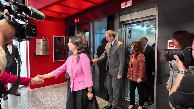 Siyasi parti turuna çıkan DEM Parti heyeti, CHP Genel Merkezi'nde