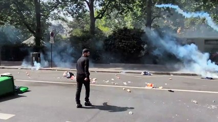 Mobilisation des taxis à Paris : des affrontements ont éclaté entre les manifestants et la police