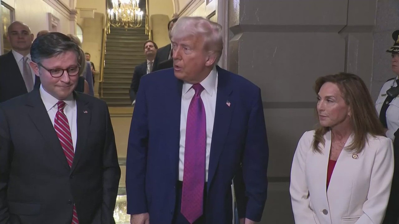 Trump unleashes devastating words against Democratic governors