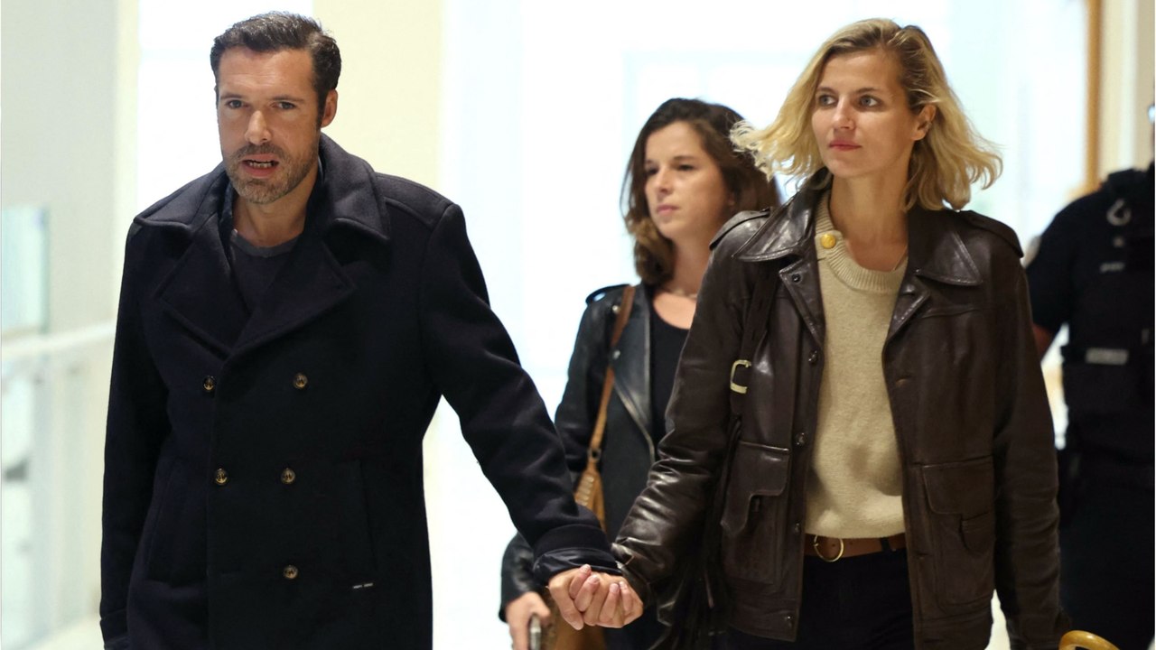 Nicolas Bedos ciblé, sa compagne Pauline recadre une humoriste : “Je ne peux pas vous laisser raconter n’importe quoi”