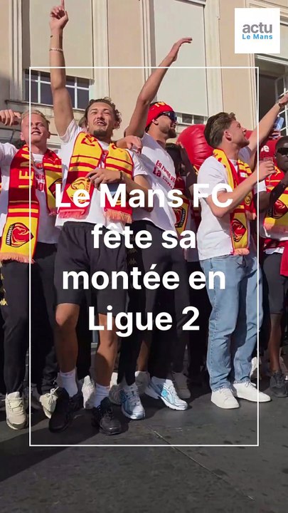 Le Mans FC fête sa montée en Ligue 2 avec ses supporters