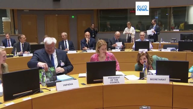 Ουκρανός ΥΠΕΞ στο euronews: «Το Κίεβο θα εξετάσει το Βατικανό ως τόπο συνάντησης Ζελένσκι-Πούτιν»