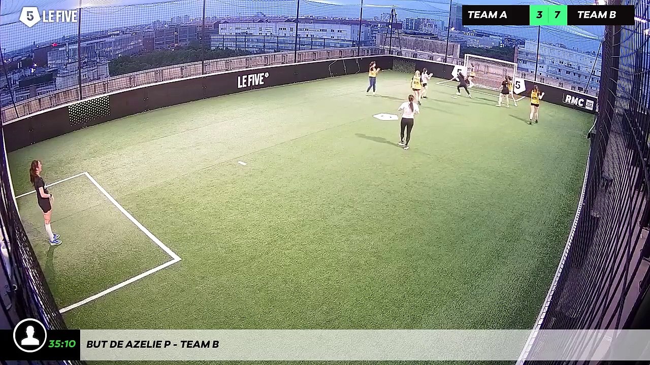 But de Azelie P - Team B