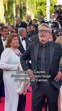 Antoine de Caunes s’amuse au festival de Cannes