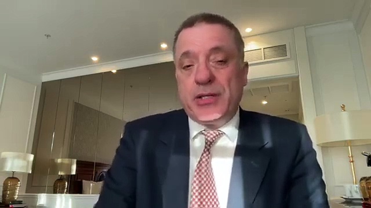 🔥 Europe Leaders Furious as Trump Backs Putin, Rejects Sanctions, Supports Istanbul Talks; Starmer Out 🇪🇺⚡ – Alexander Mercouris| Forbidden News