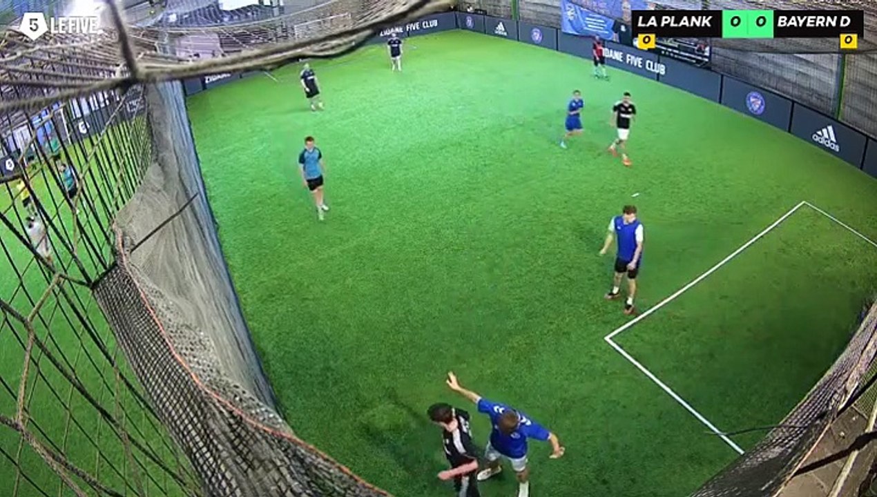 La Plank Valenciennes - Bayern De Monique 20/05 à 20:44 - Football Terrain 1 (LeFive Valenciennes)