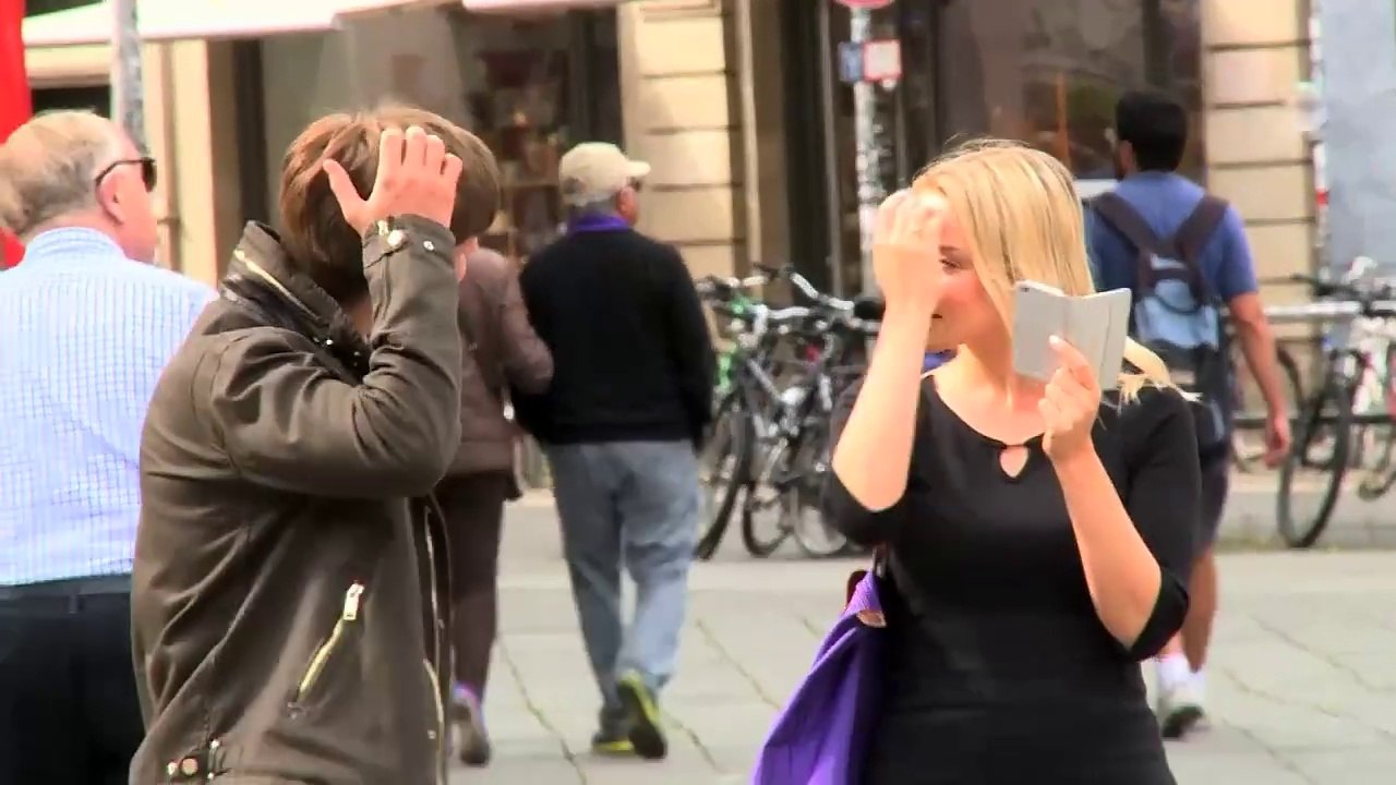 Anmachsprüche im Test - Flirtdoku mit versteckter Kamera!