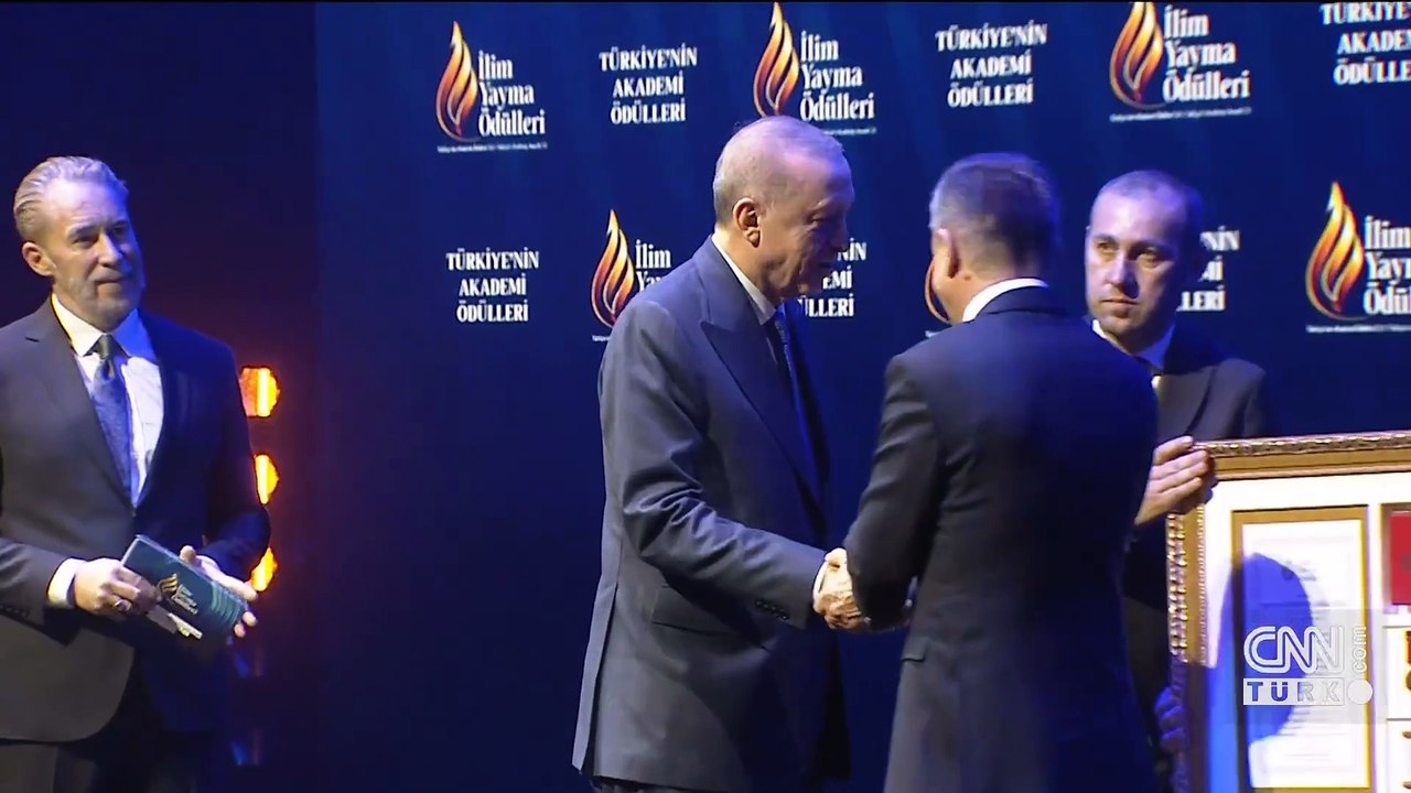 İlim Yayma Ödülleri için geri sayım