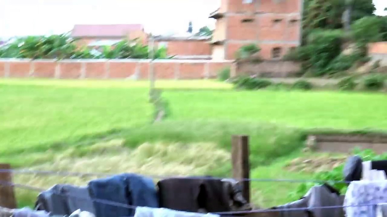 Comparaison de pizza pour l'anniversaire de notre faniry (nounou en malgache )