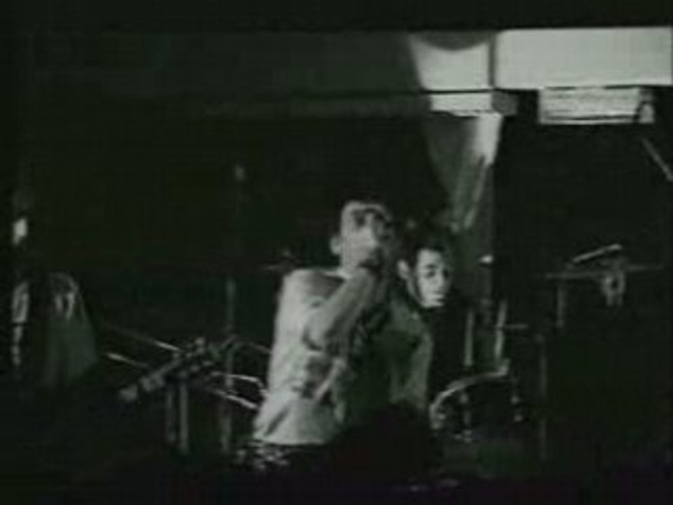 Les Cadavres - Salopes De Keufs