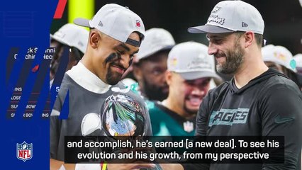 Hurts welcomes contract extenion for Eagles coach Sirianni