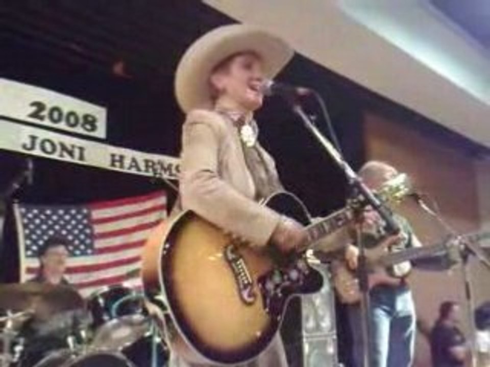 Joni Harms en concert à pontivy